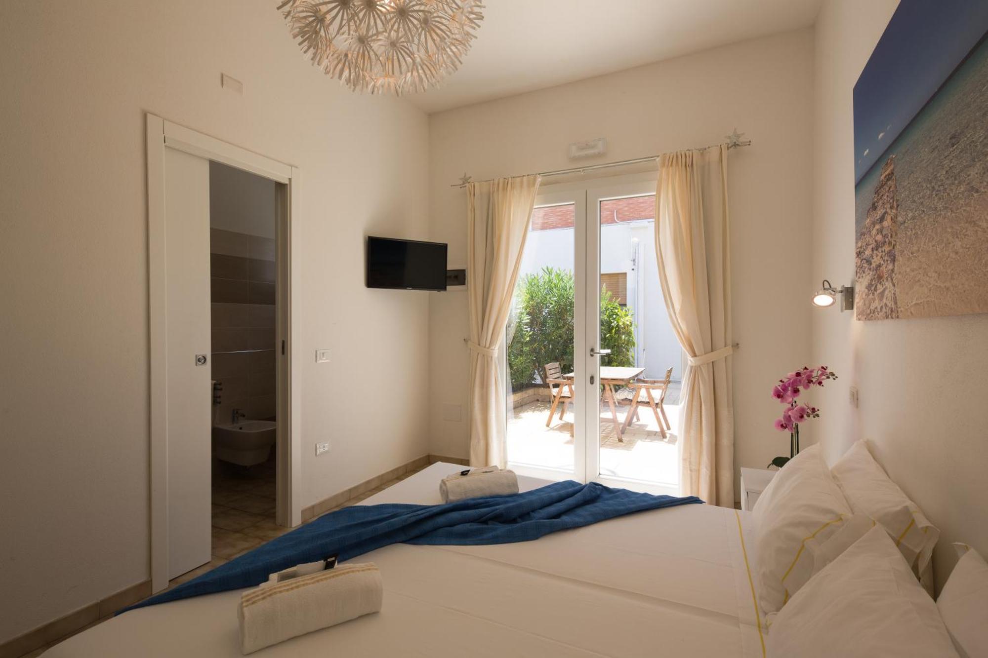 Coru E Mari Hotel Pula Ngoại thất bức ảnh